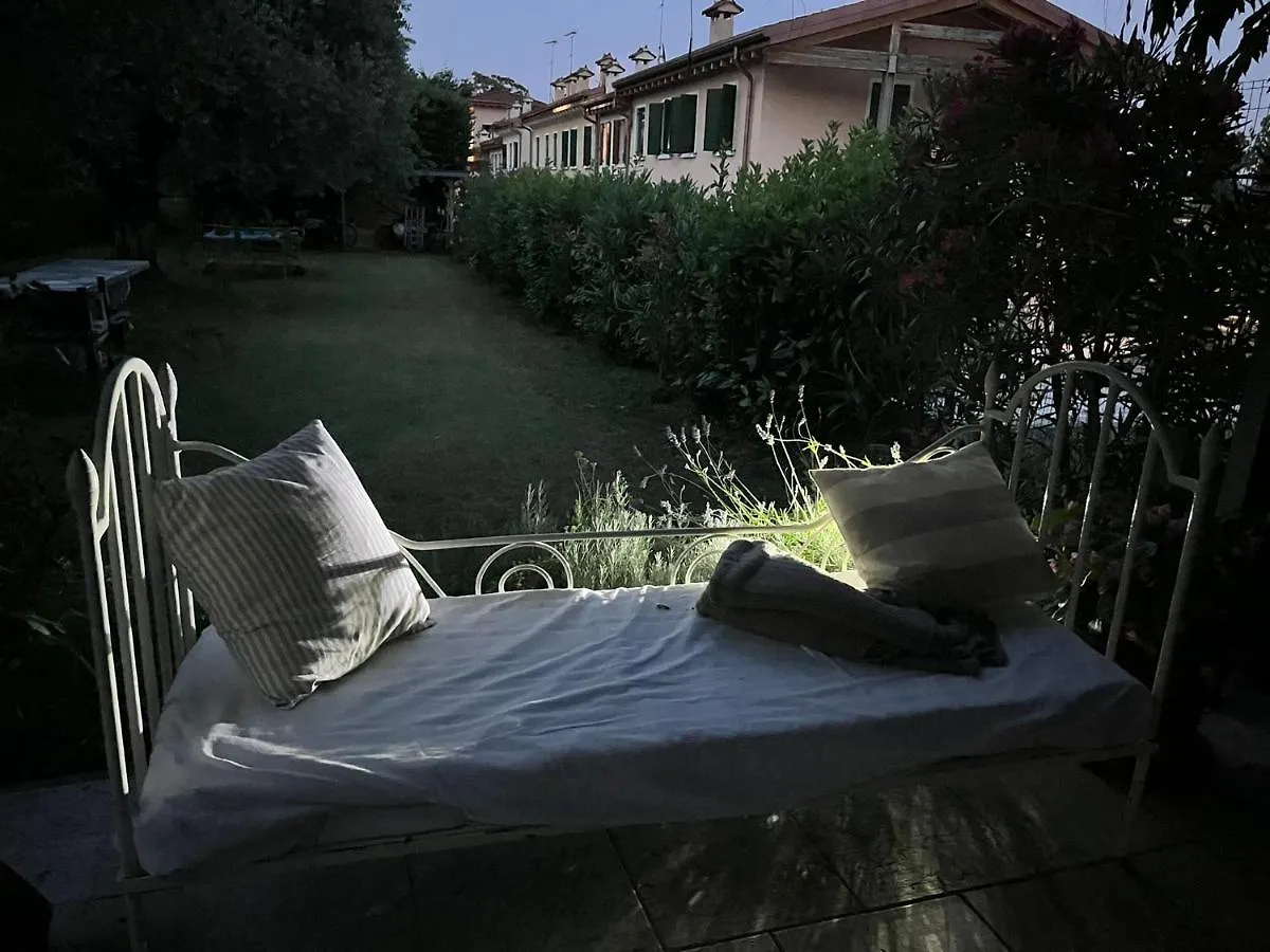 Due Archi Bed & Breakfast Sant'Ambrogio di Valpolicella 0*,  Italy