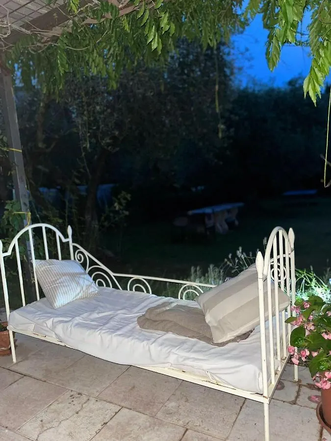 Due Archi Bed & Breakfast Sant'Ambrogio di Valpolicella 0*,  Italy